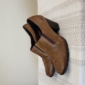 Born Neutral Brown Leather Heeled Slip On Loafer, Women's 7